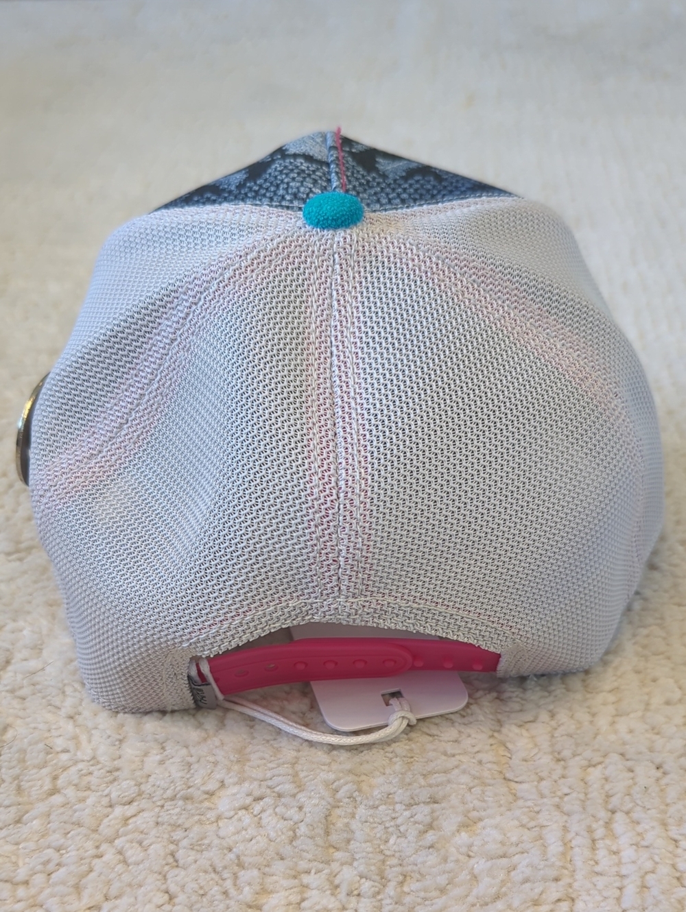 Goorin Bros Catch Animal Farm Snapback Trucker Hat - Picture 4 of 6